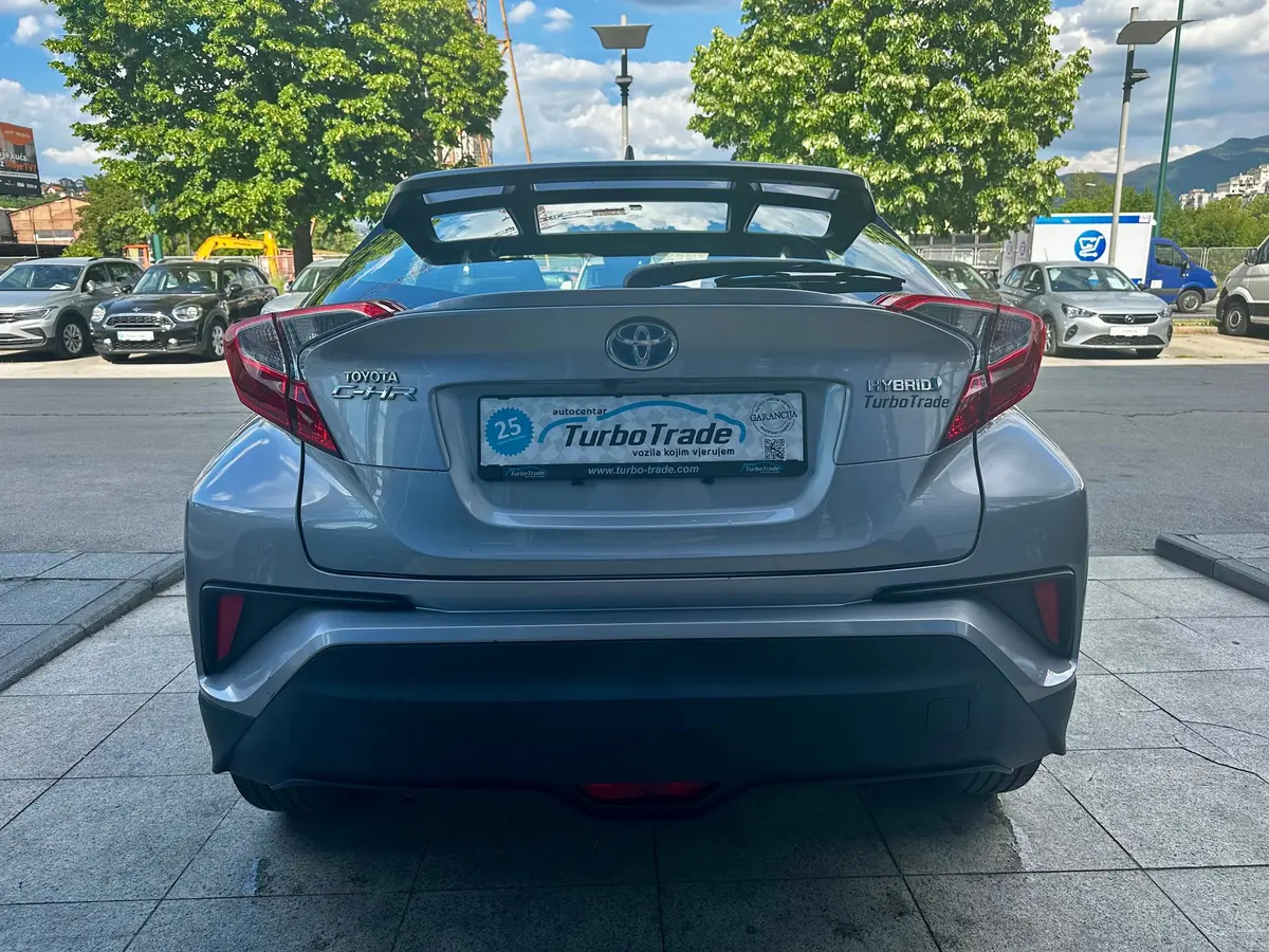 TOYOTA C-HR 1.8 E-CVT BUSINESS HYBRID - 7