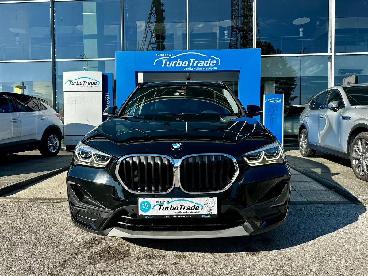 BMW X1 X-DRIVE 25E BUSINESS 54km dometa. - 2