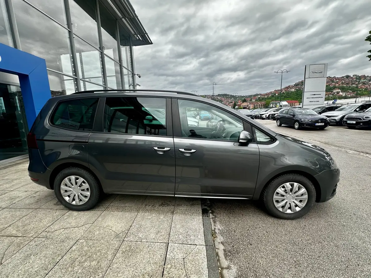 Seat Alhambra 2.0 TDI DSG - 4