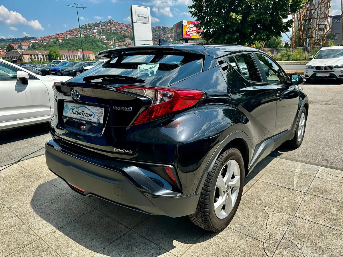 TOYOTA C-HR 1.8 E-CVT BUSINESS HYBRID - 8