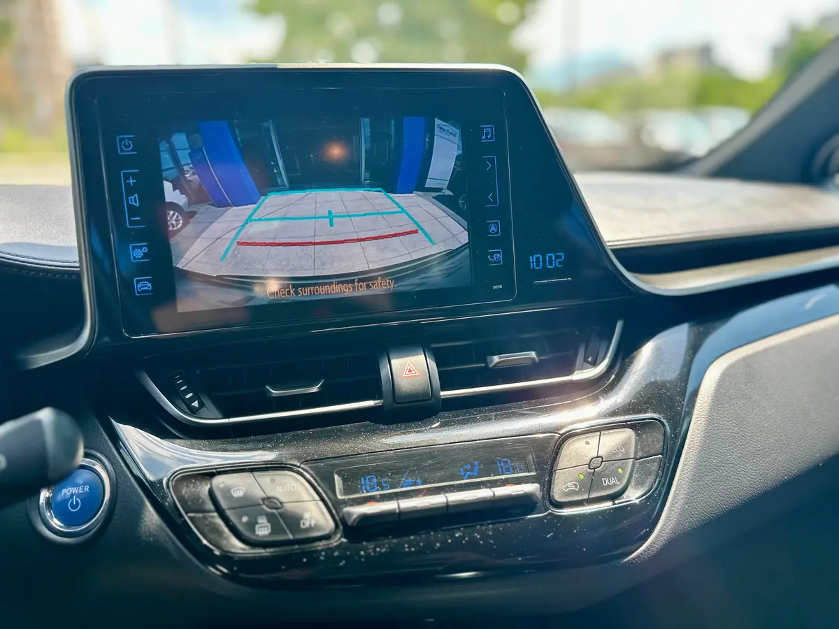 TOYOTA C-HR 1.8 E-CVT BUSINESS HYBRID - 15