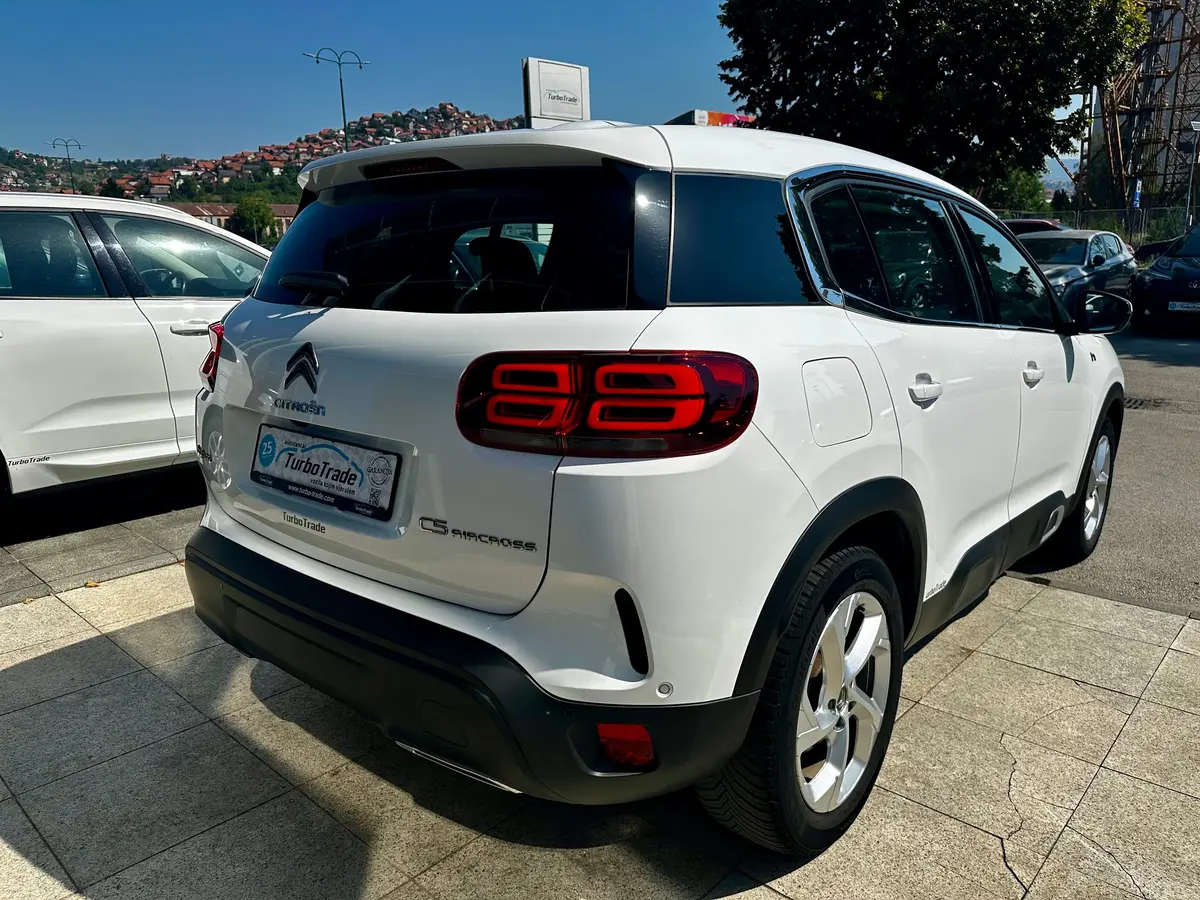 CITROEN C5 AIRCROSS 1.6 PureTech HYBRID - 8