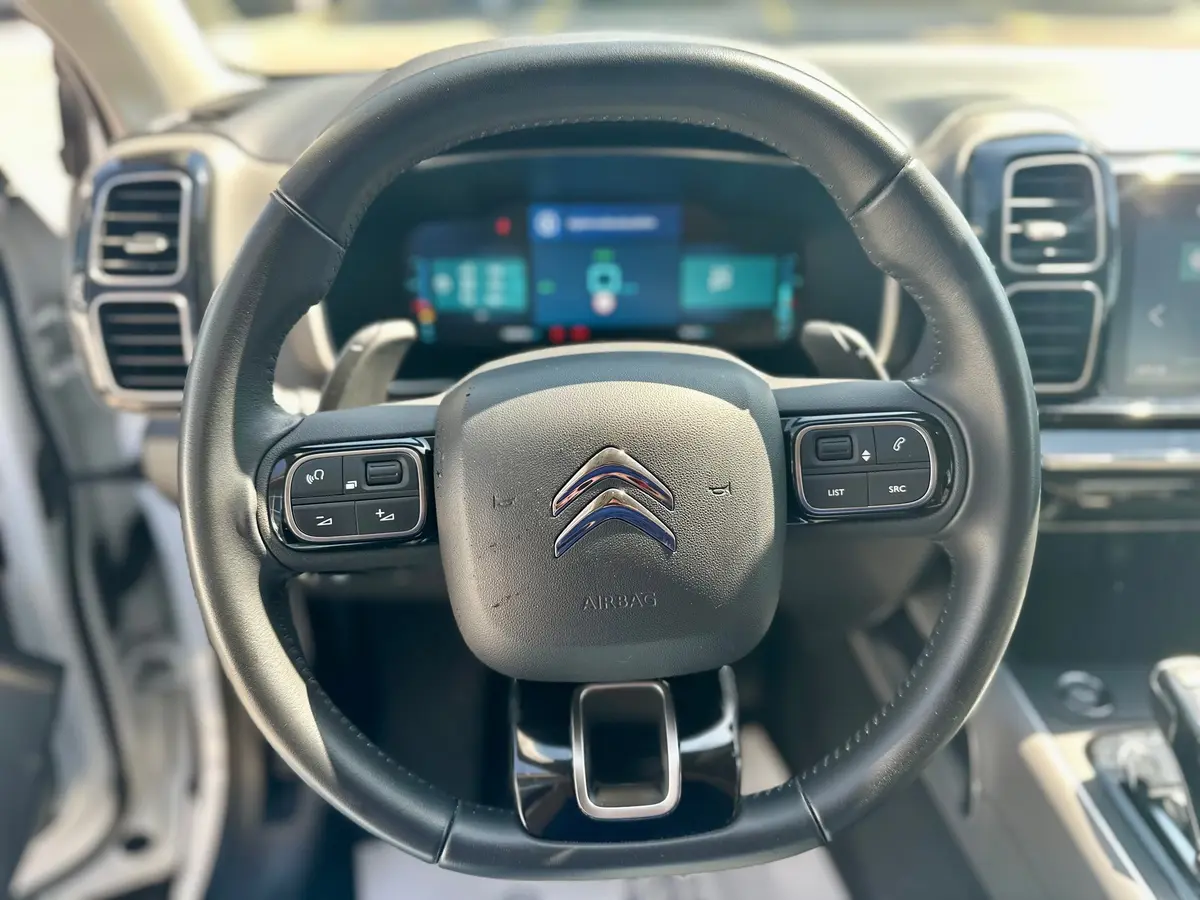 CITROEN C5 AIRCROSS 1.6 PureTech HYBRID - 13