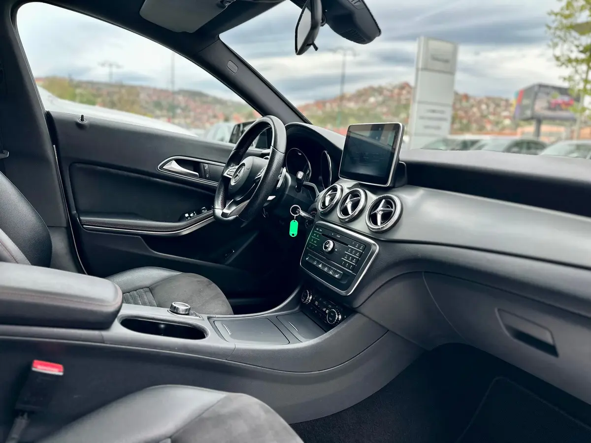 Mercedes-Benz CLA220 CDI AMG - 17
