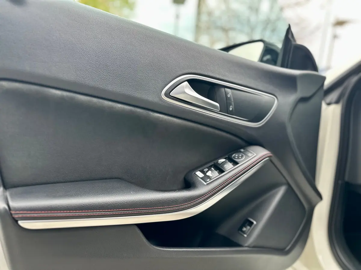 Mercedes-Benz CLA220 CDI AMG - 9