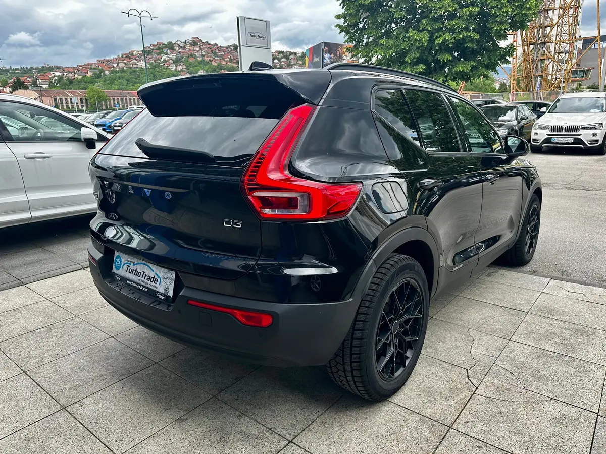 Volvo XC40 D3 AWD - 8