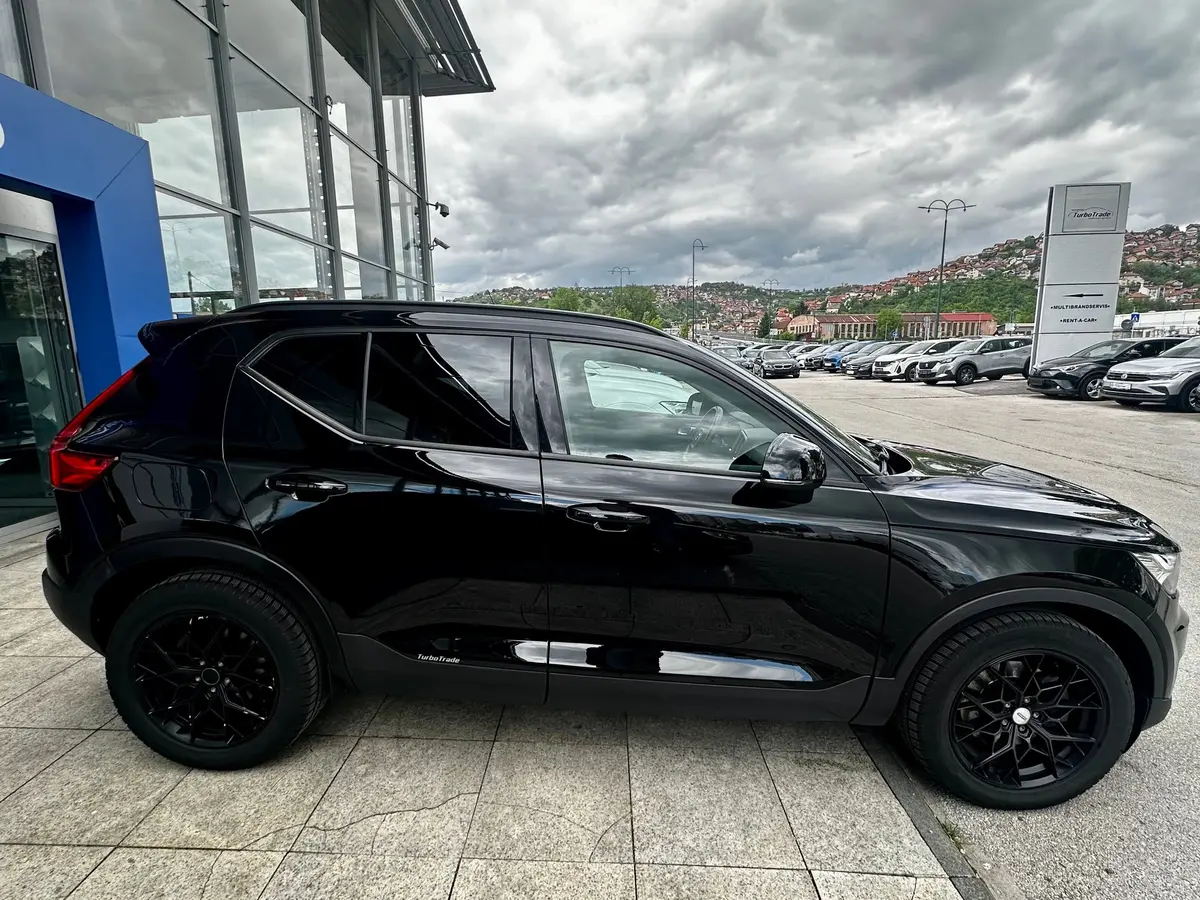 Volvo XC40 D3 AWD - 4