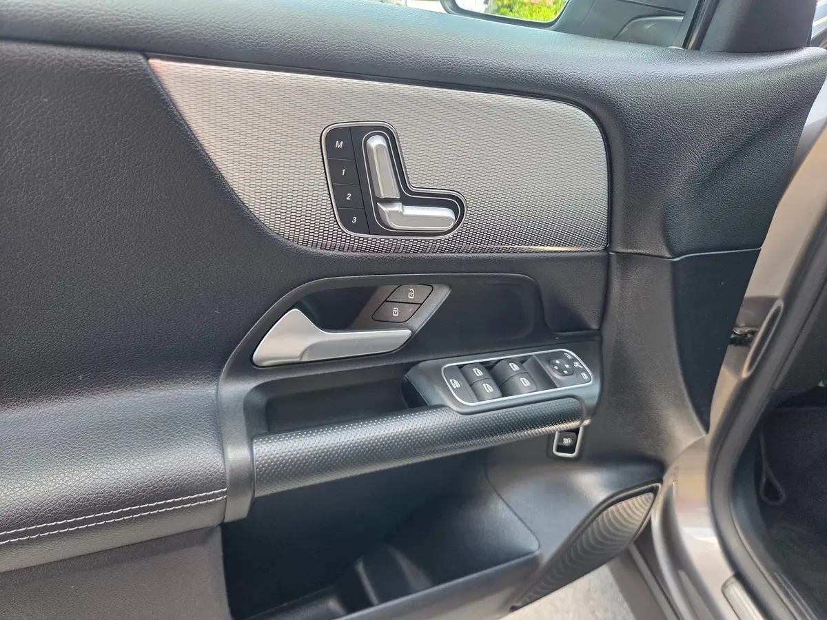 Mercedes-Benz GLB 200 CDI Business - 9