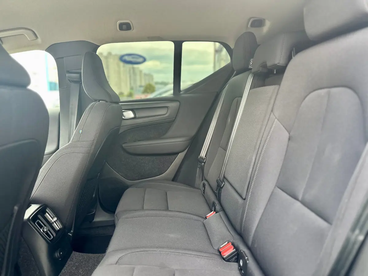 VOLVO XC40 T4 RECHARGE - 16