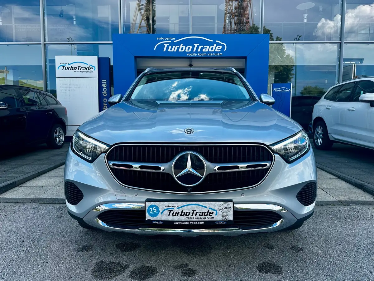 Mercedes-Benz GLC300 E 4Matic - 2