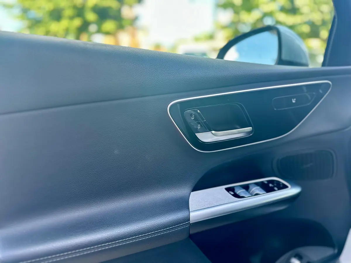 Mercedes-Benz GLC300 E 4Matic - 10