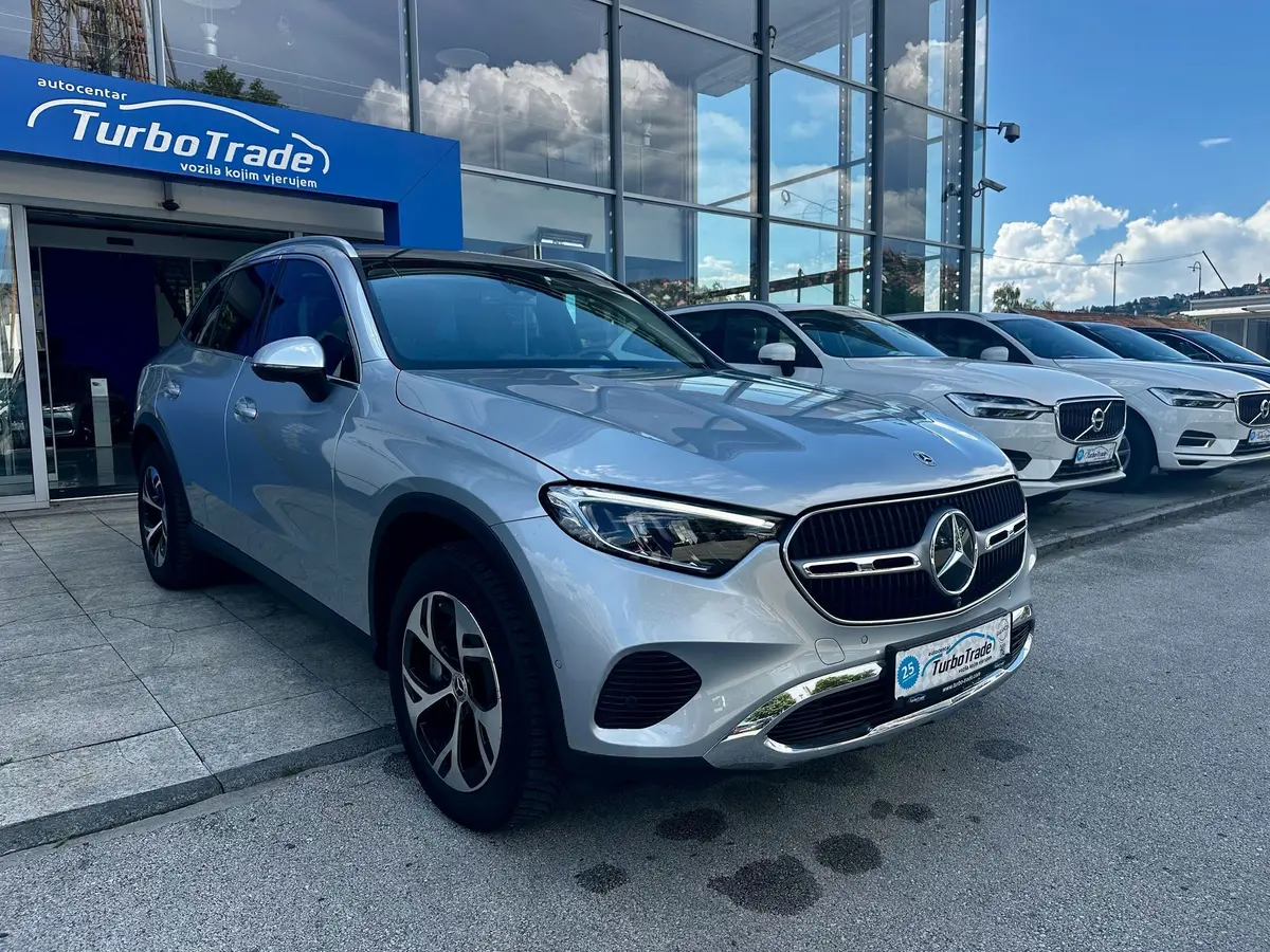 Mercedes-Benz GLC300 E 4Matic