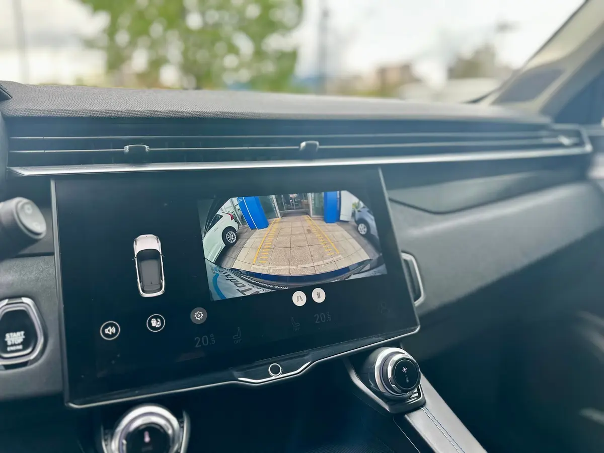 Lynk And Co O1 1.5 PHEV Domet 70km - 14