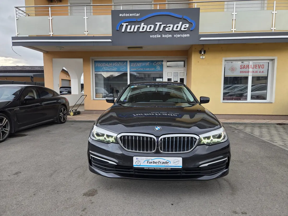 BMW 520 D AUT - 2