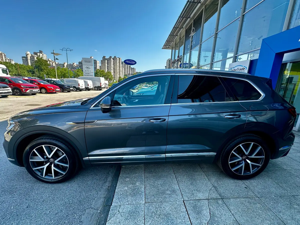 Volkswagen Touareg 3.0 V6 Hybrid 4Motion - 5
