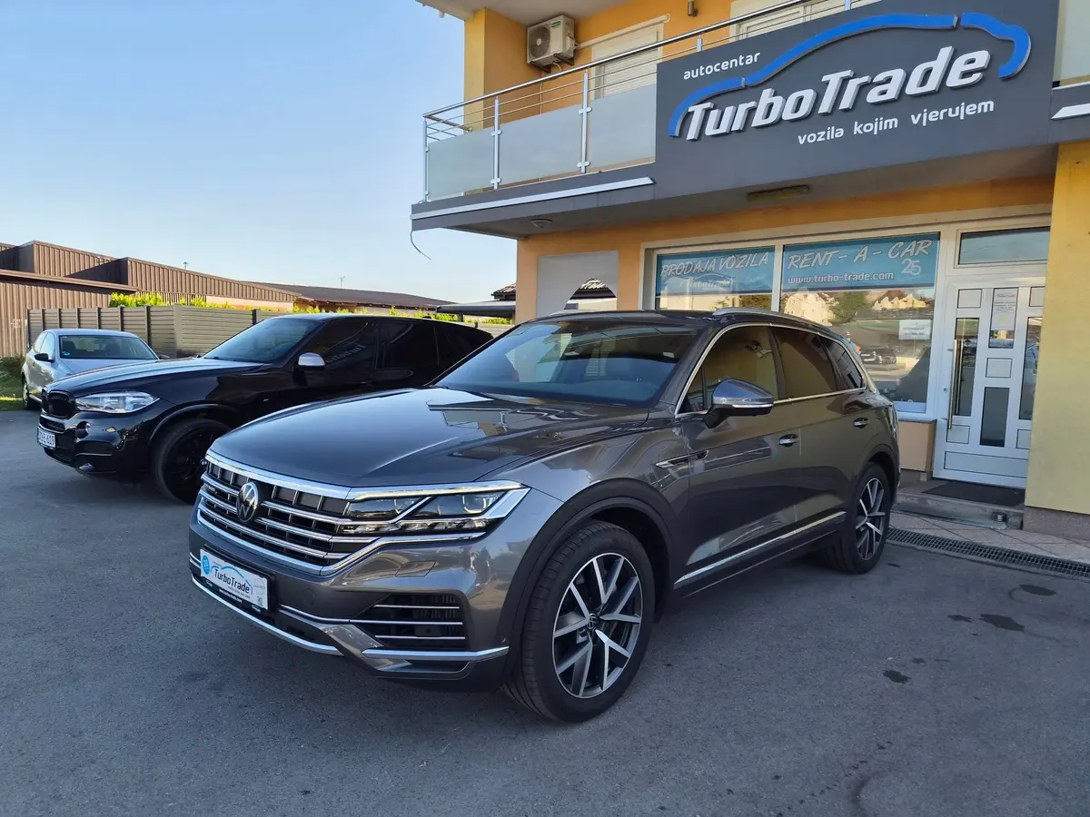 Volkswagen Touareg 3.0 V6 Hybrid 4Motion - 3