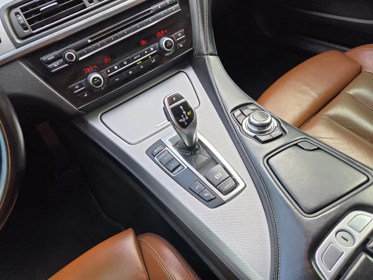 BMW 640 D GRANCOUPE M-PAKET - 14