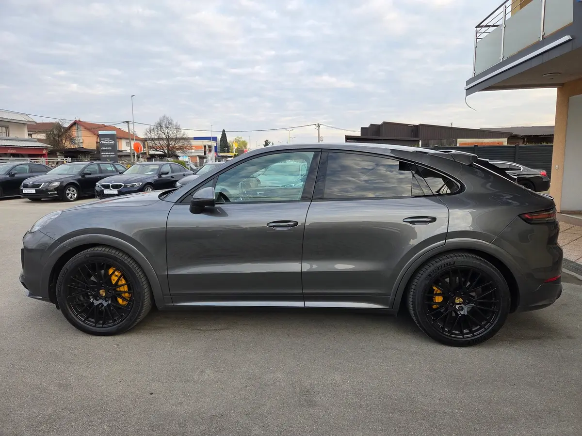 Porsche Cayenne Coupe 3.0 V6  - 4