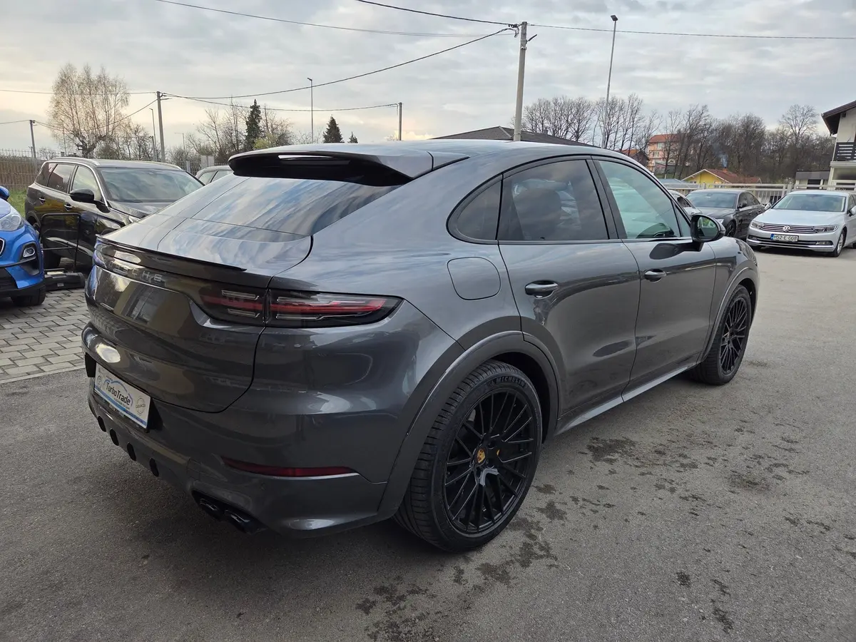 Porsche Cayenne Coupe 3.0 V6  - 8
