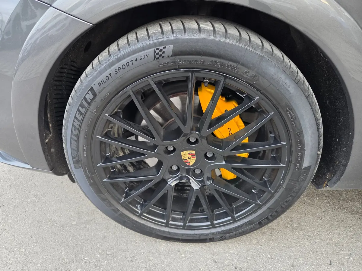 Porsche Cayenne Coupe 3.0 V6  - 23