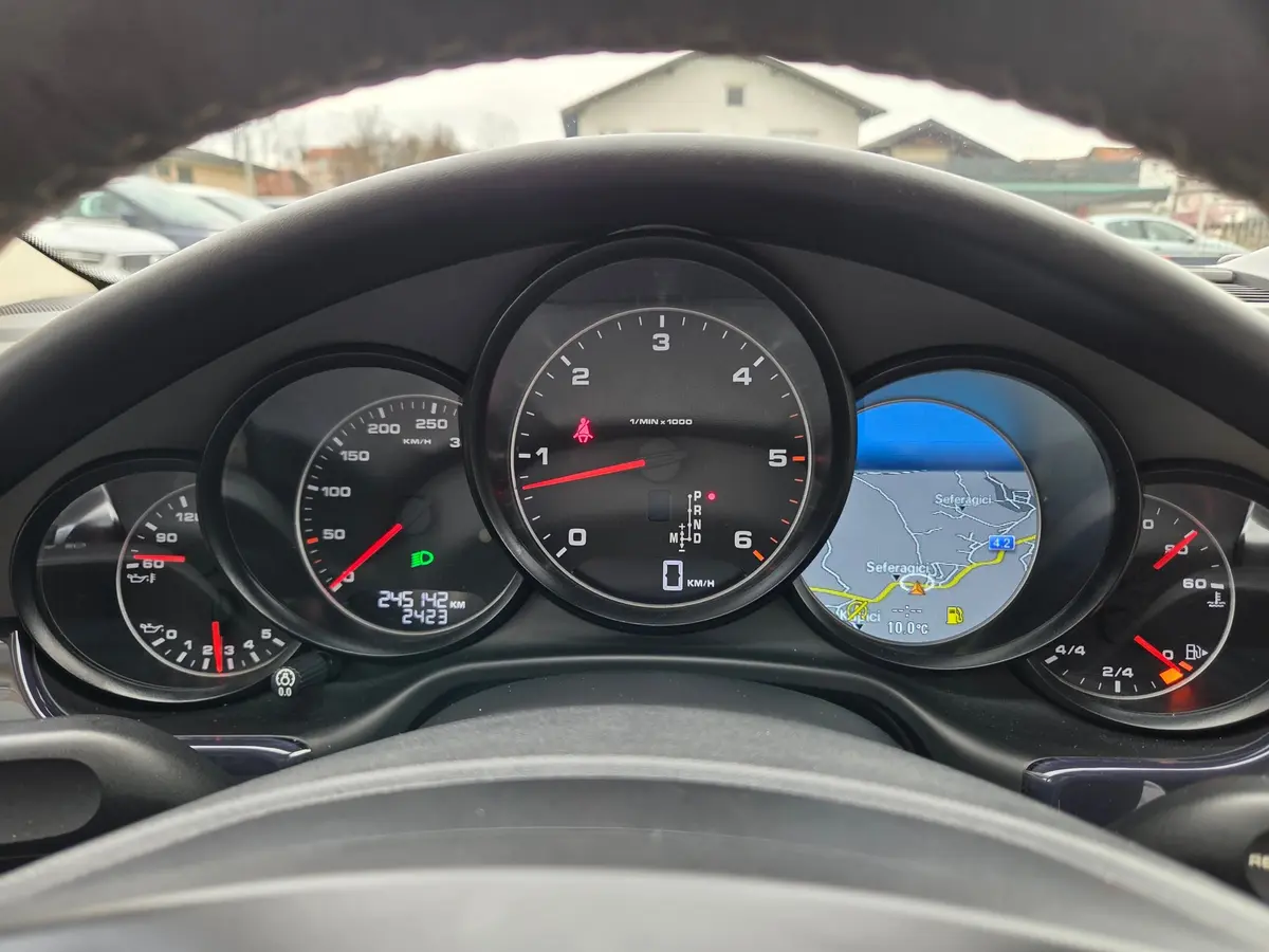 Porsche Panamera 3.0 D V6 Facelift - 14