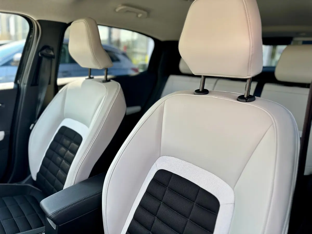 CITROEN C3 1.2 AIRCROSS HAYBRID - 11