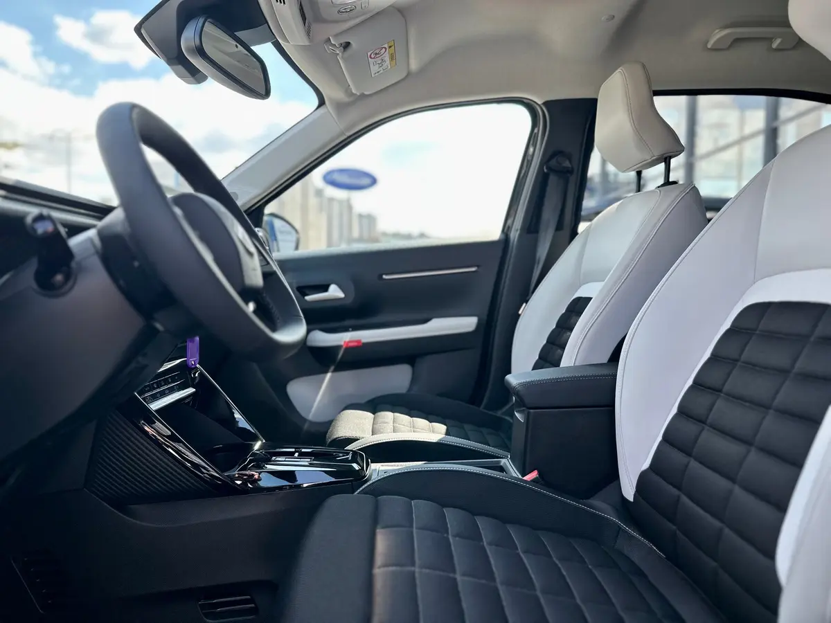 CITROEN C3 1.2 AIRCROSS HAYBRID - 10