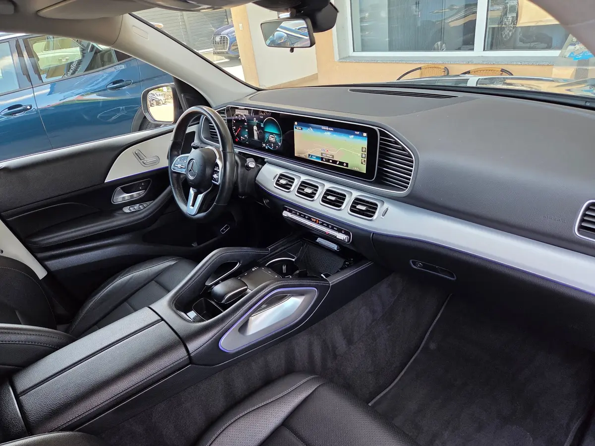 MERCEDES-BENZ GLE 300D 4MATIC EXECUTIVE - 24