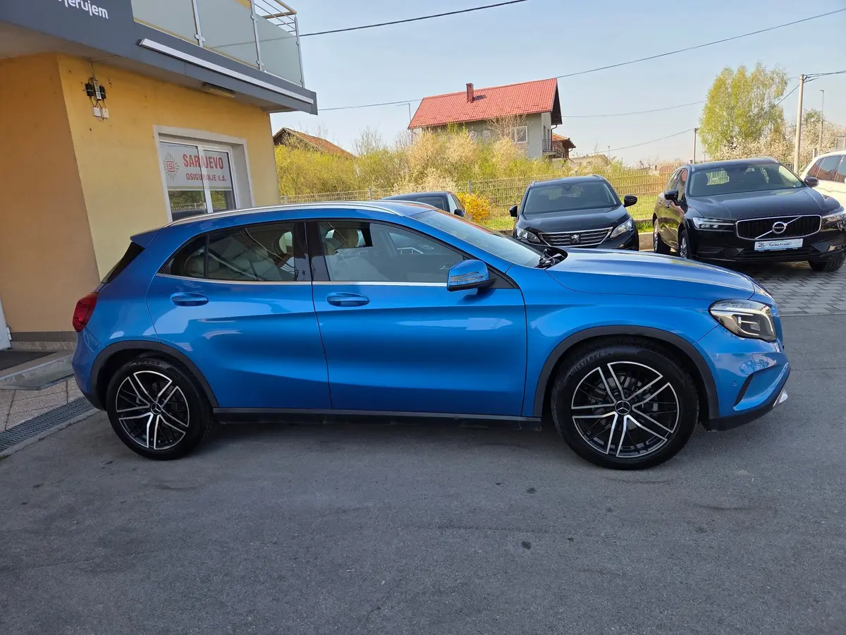 Mercedes-Benz GLA 200 CDI  - 5