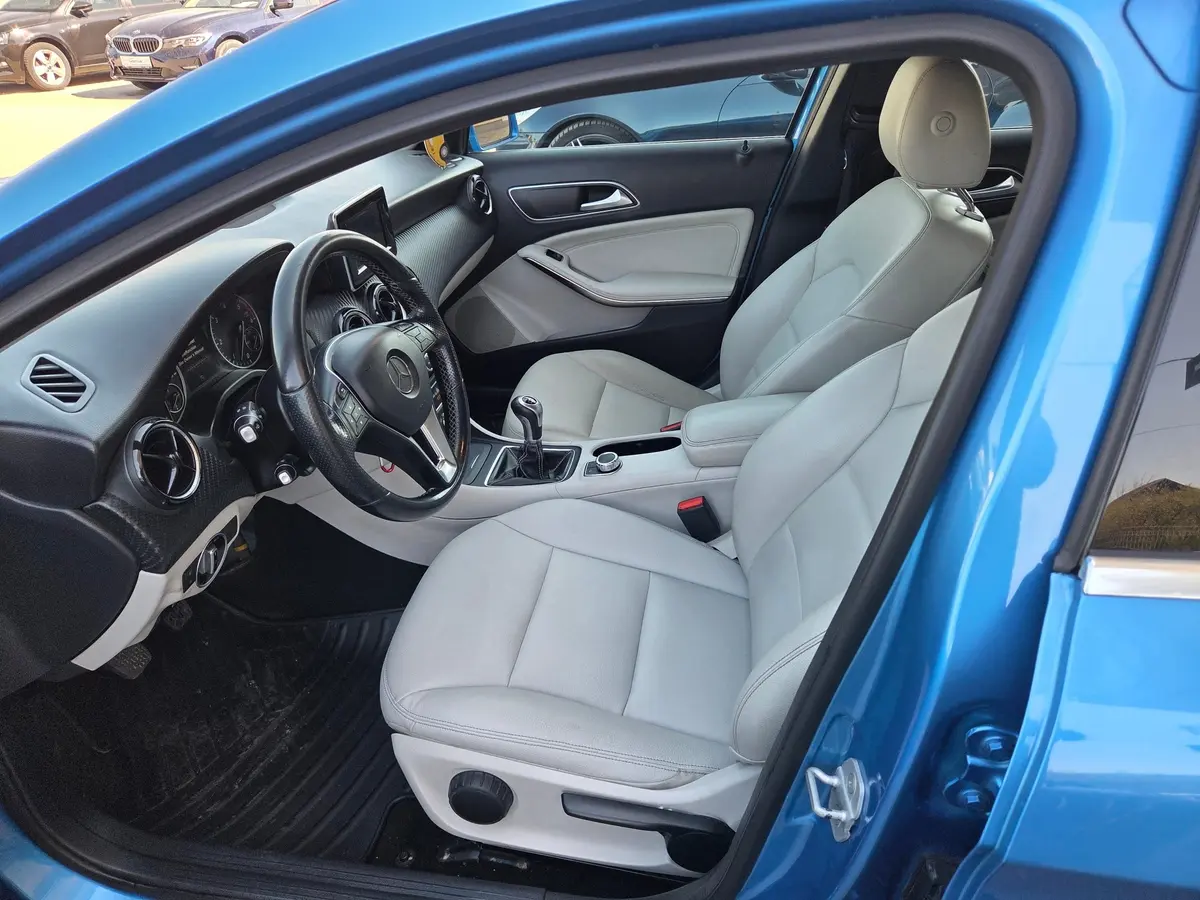 Mercedes-Benz GLA 200 CDI  - 9