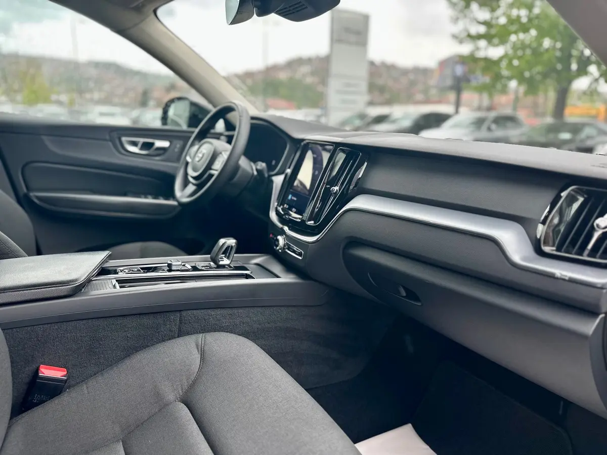 VOLVO XC60 B4 AWD FACELIFT - 14