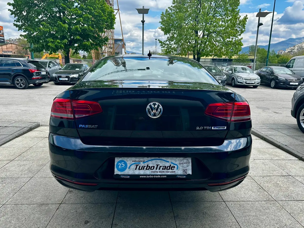VOLKSWAGEN PASSAT 2.0TDI BLUEMOTION - 7