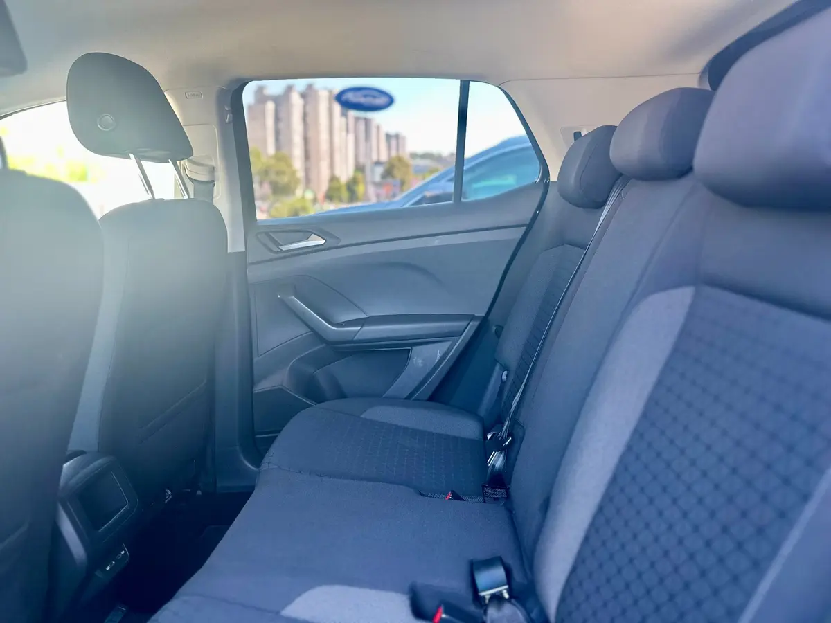Volkswagen T-cross 1.0 TSI Style DSG - 17