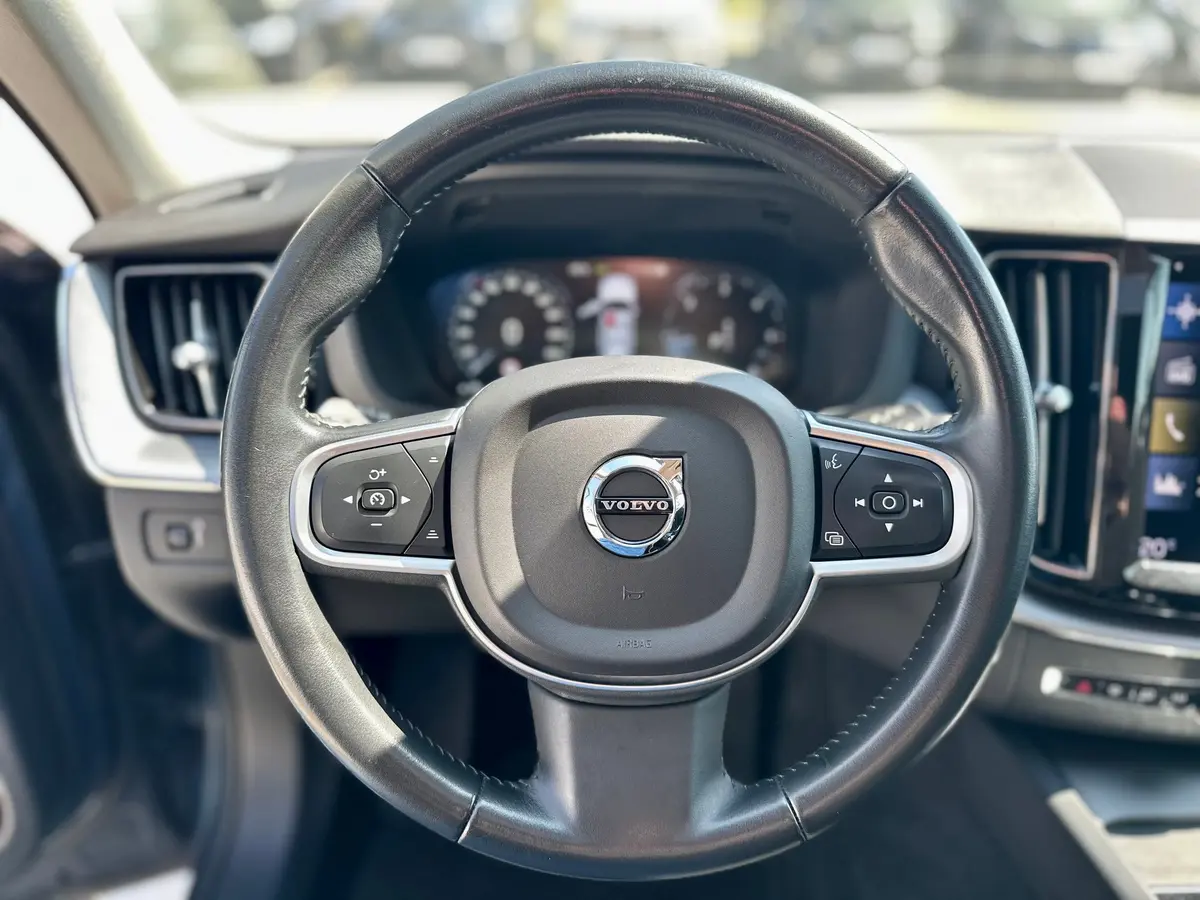 VOLVO XC60 B4 AWD - 13