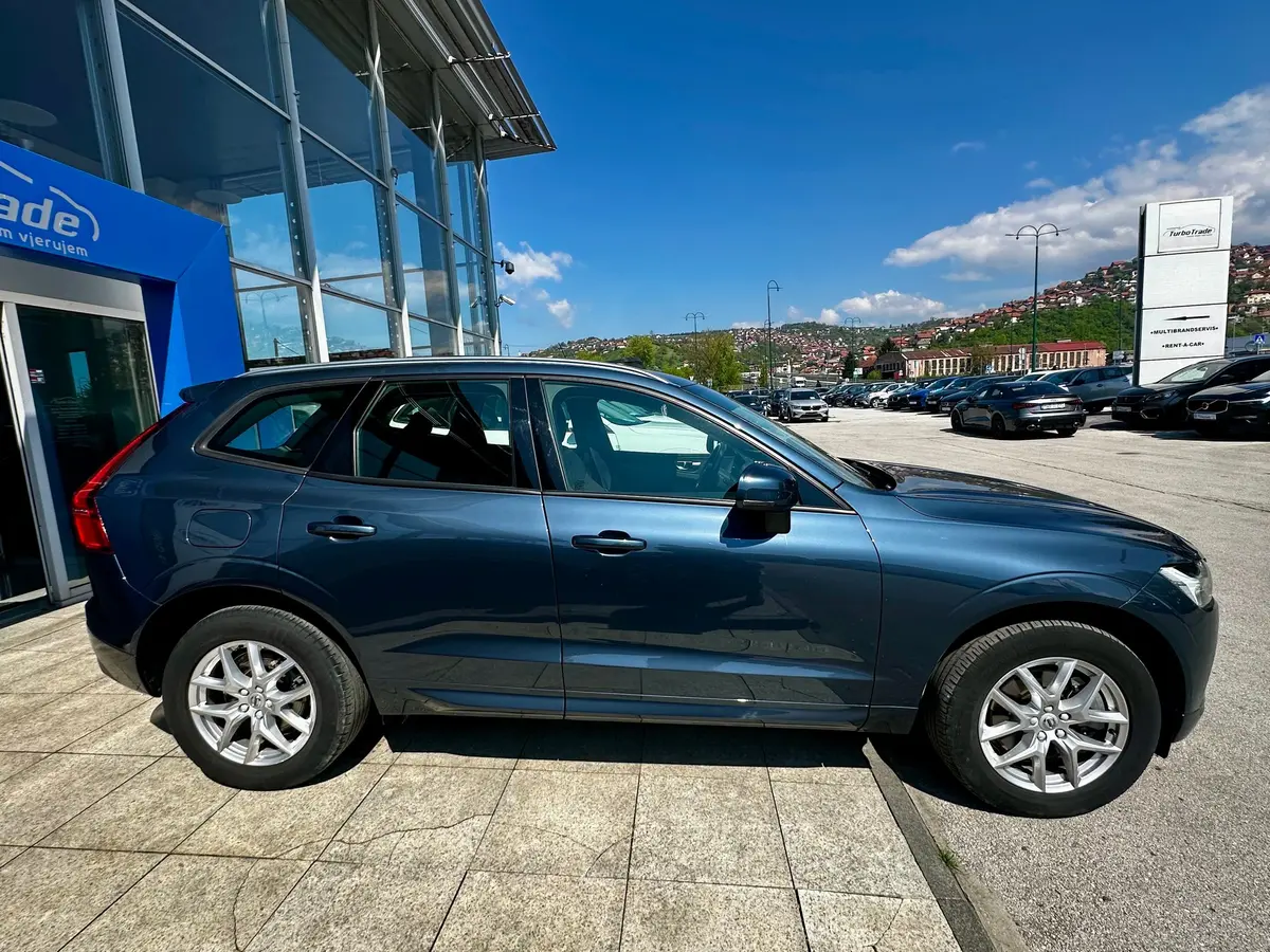 VOLVO XC60 B4 AWD - 7