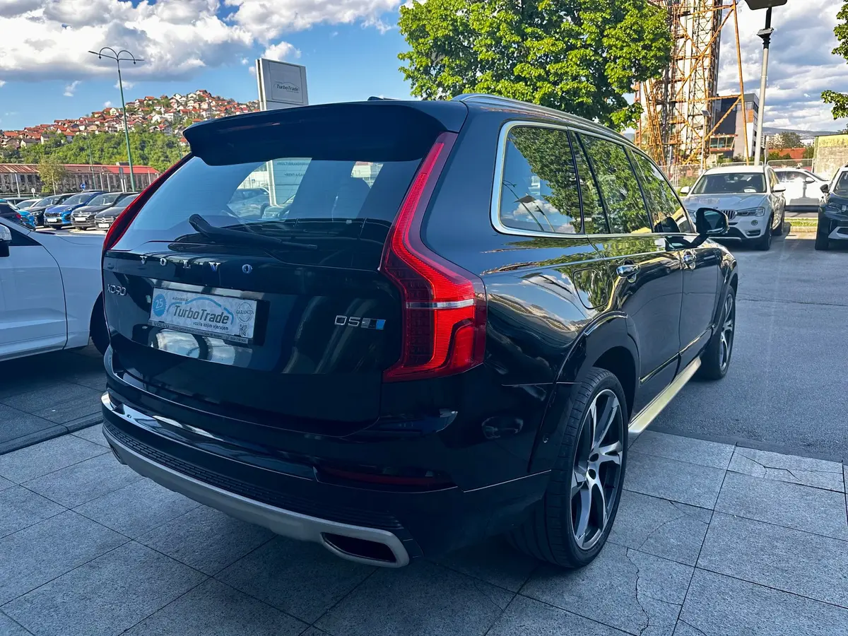 VOLVO XC90 D5 AWD INSCRIPTION - 8