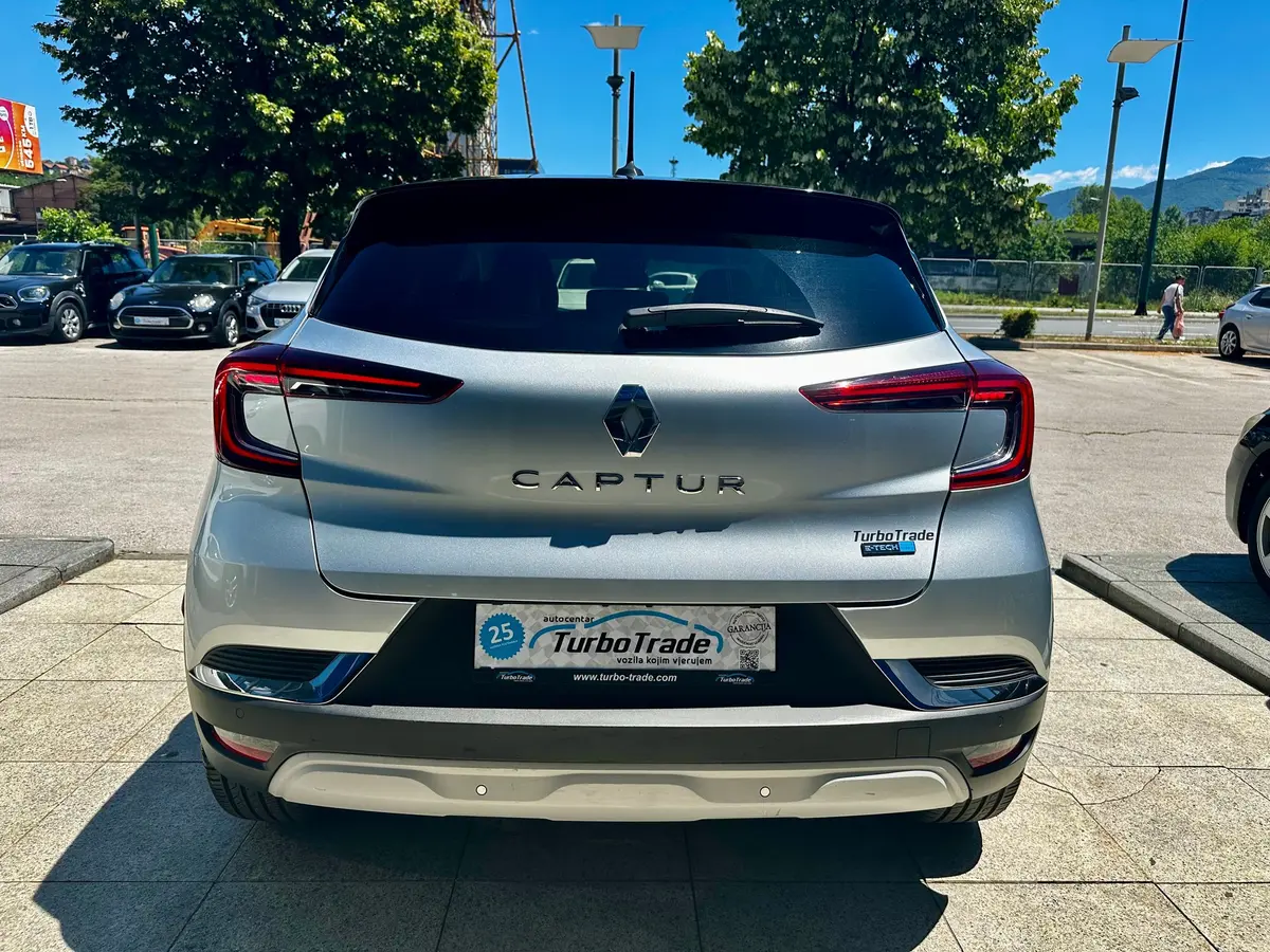 RENAULT CAPTUR 1.6 PHEV E-TECH - 6