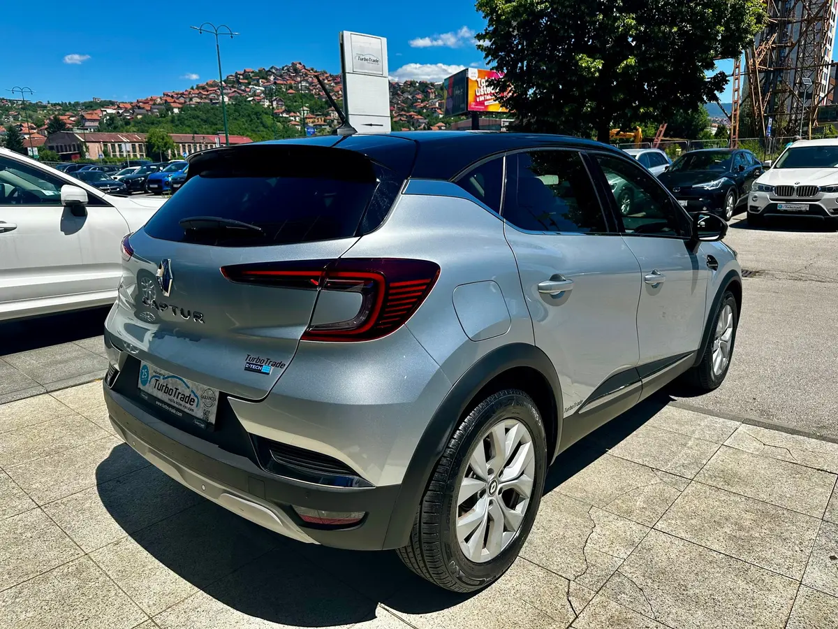 RENAULT CAPTUR 1.6 PHEV E-TECH - 7