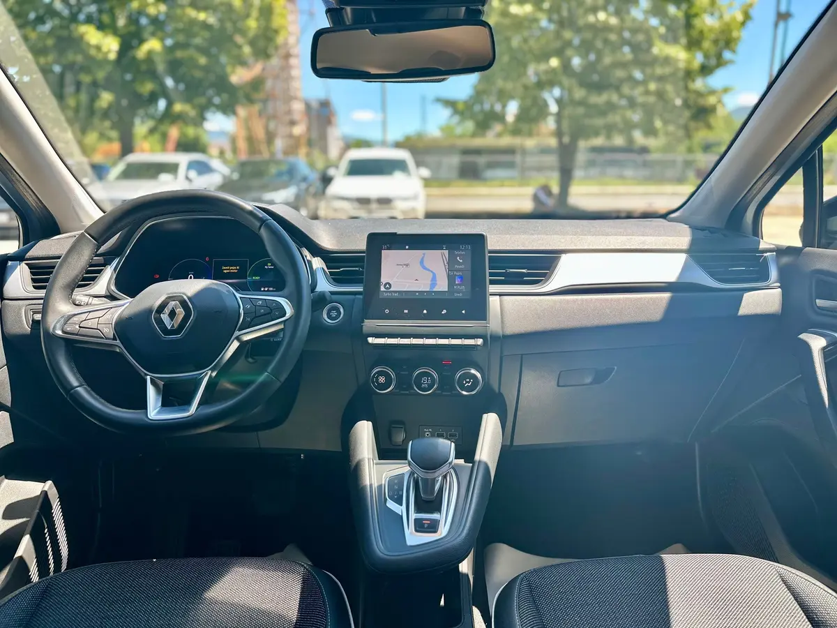 RENAULT CAPTUR 1.6 PHEV E-TECH - 11