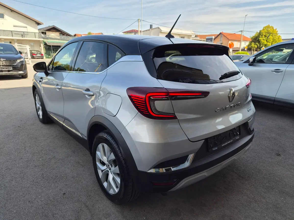 RENAULT CAPTUR 1.6 PHEV E-TECH - 5