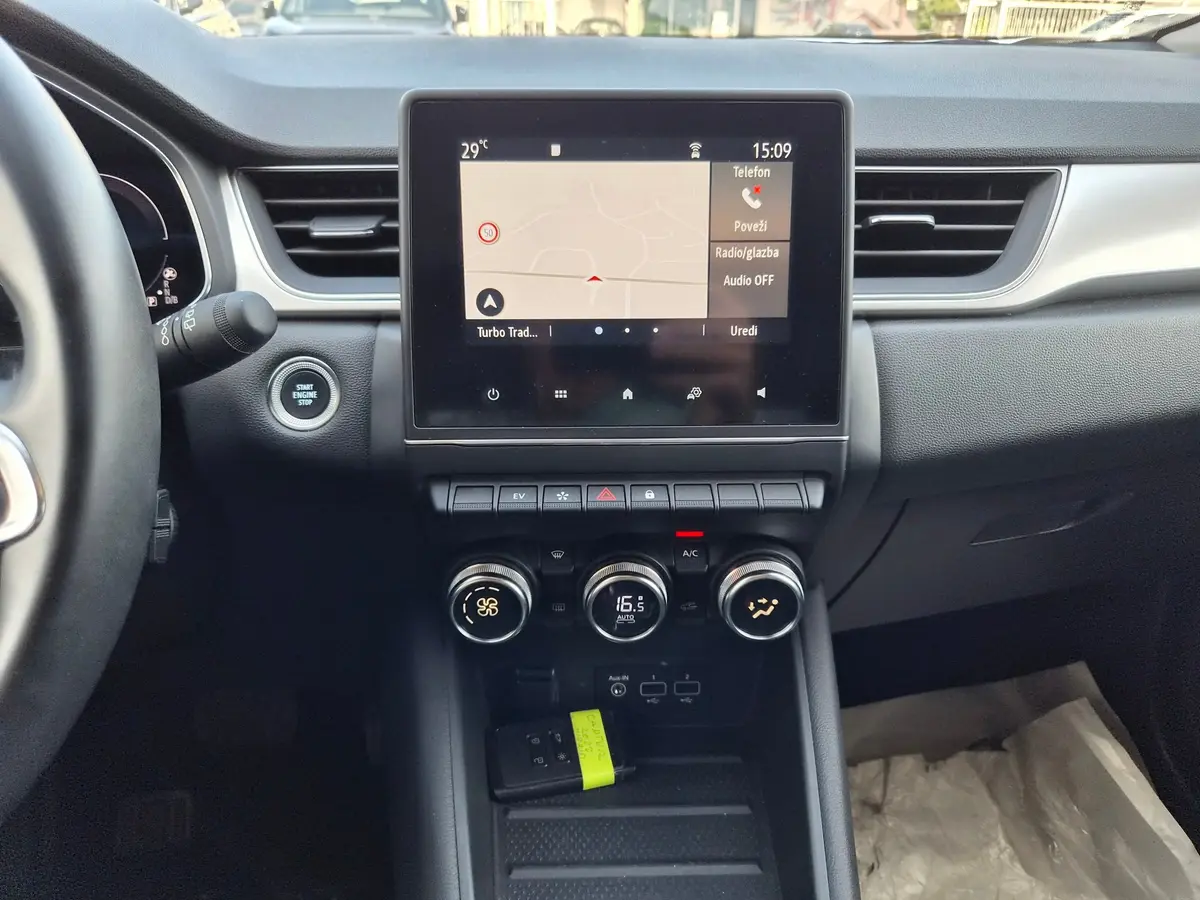 RENAULT CAPTUR 1.6 PHEV E-TECH - 16