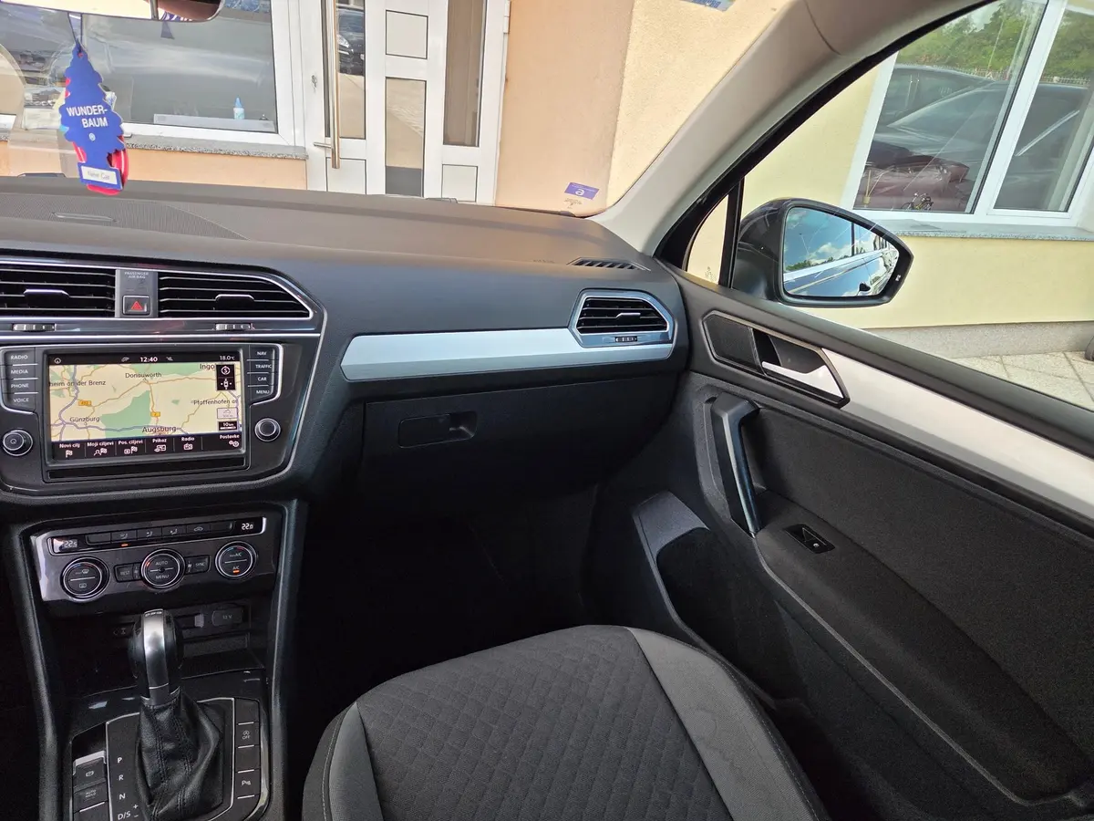 Volkswagen Tiguan 2.0 TDI DSG  - 11