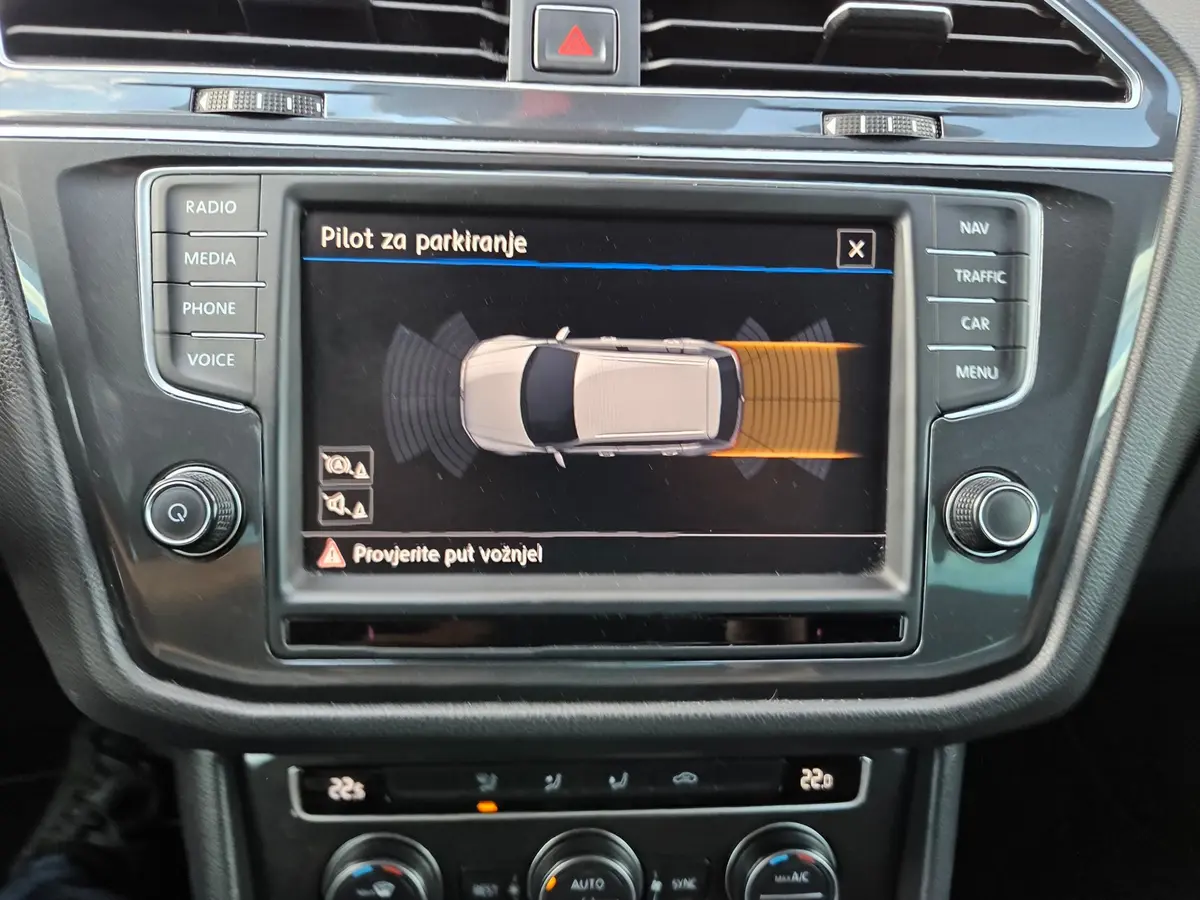 Volkswagen Tiguan 2.0 TDI DSG  - 17