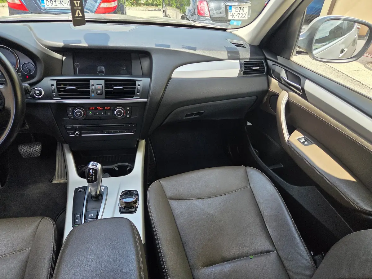 BMW X3 2.0 D X-DRIVE AUTOMATIC - 11