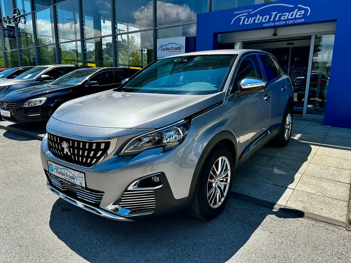 PEUGEOT 3008 1.5HDI AUT - 3