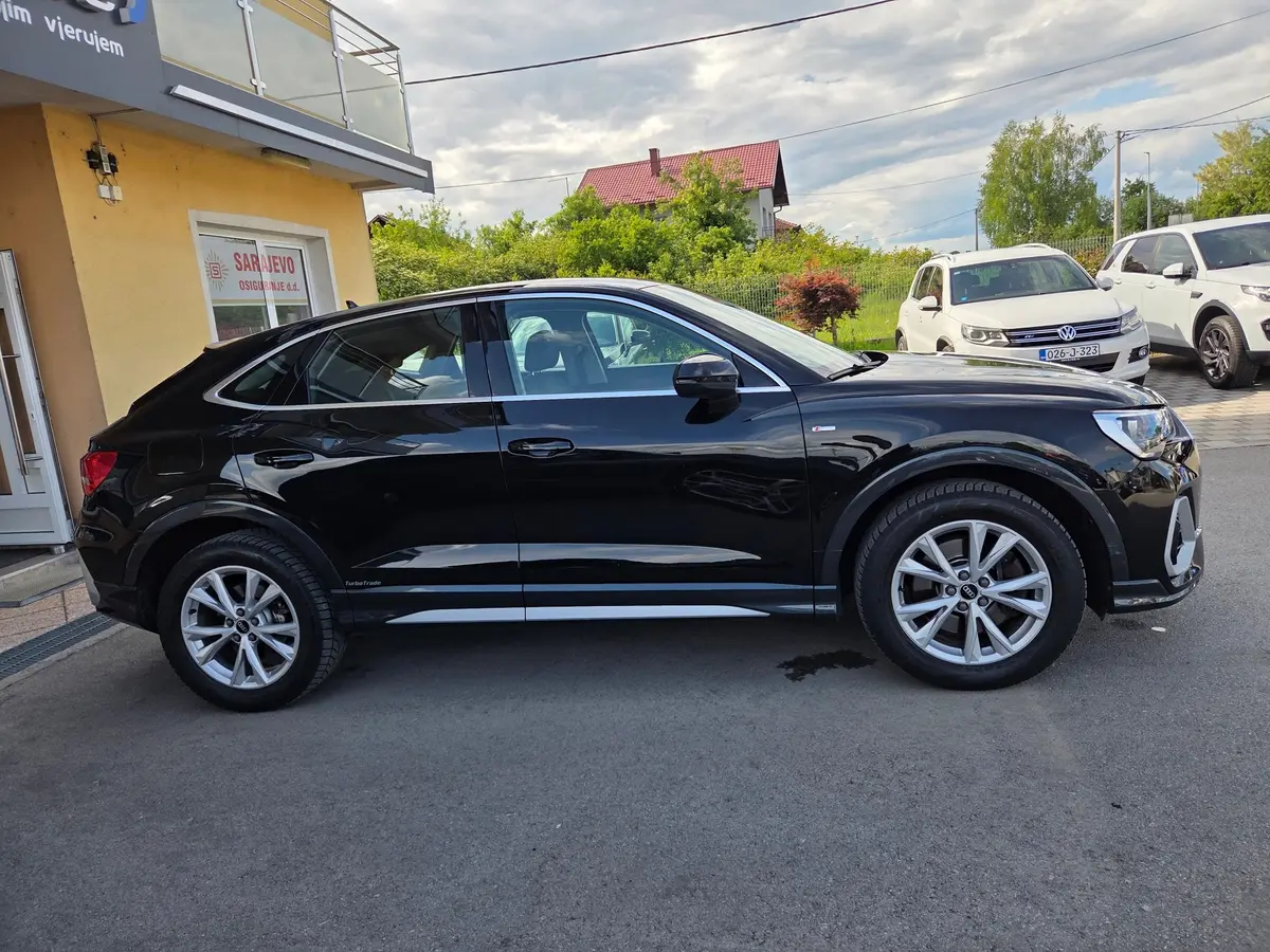 Audi Q3 45TFSI Sportback Stronic - 5