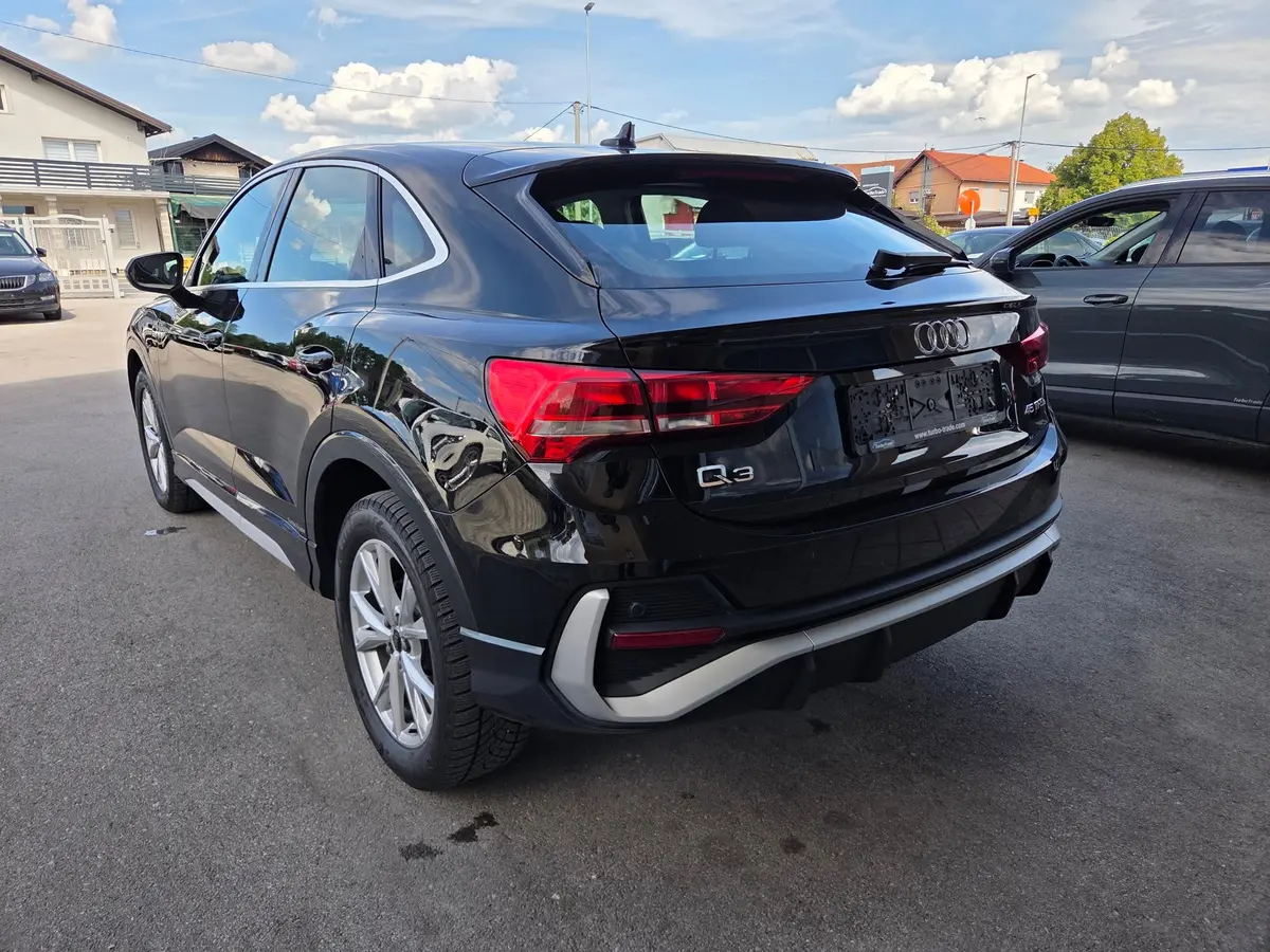 Audi Q3 45TFSI Sportback Stronic - 6