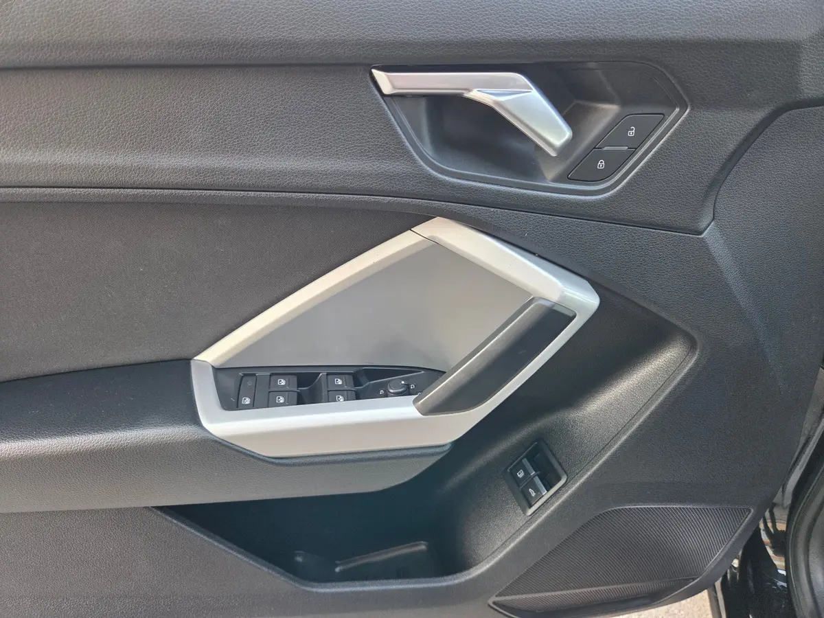 Audi Q3 45TFSI Sportback Stronic - 19