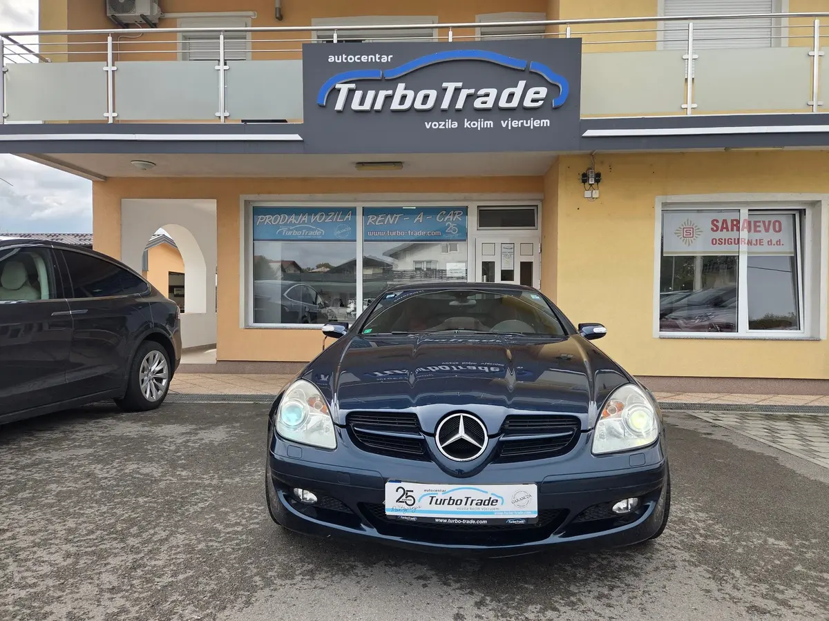 Mercedes-Benz SLK200 Aut Cabrio - 2