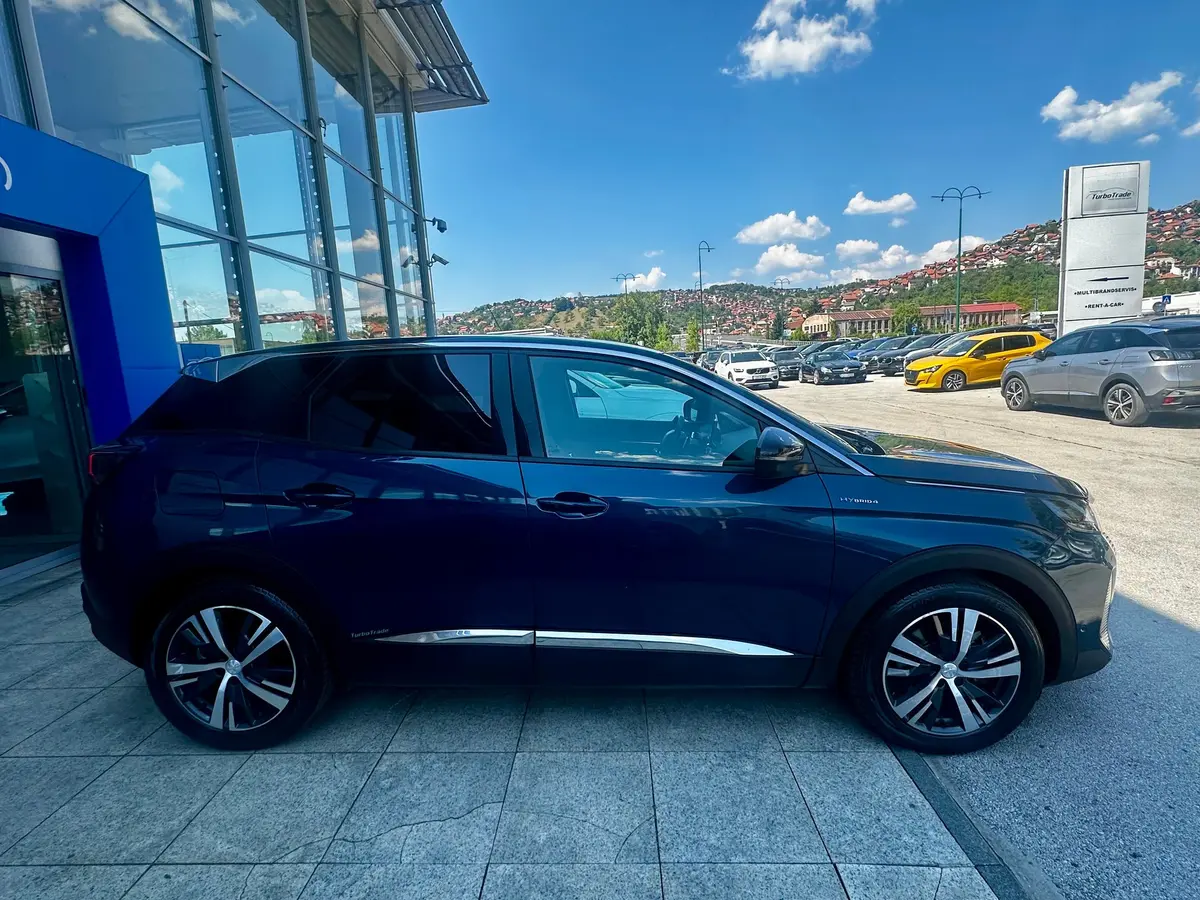 PEUGEOT 3008 1.6 HYBRID 4WD ALLURE 300KS - 4